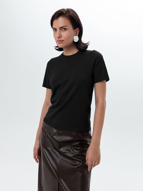 Вязаный джемпер с коротким рукавом